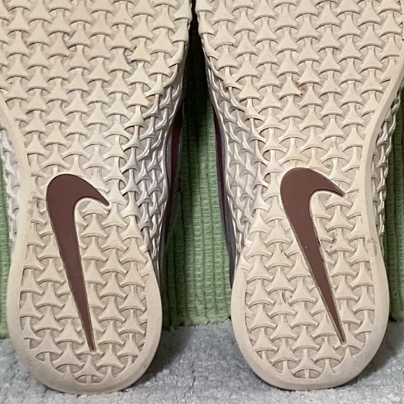 Nike Womens Metcon 4 Grey/Mauve TrainingRunning Athletic Sneaker Shoes  Size 8 - Picture 10 of 11